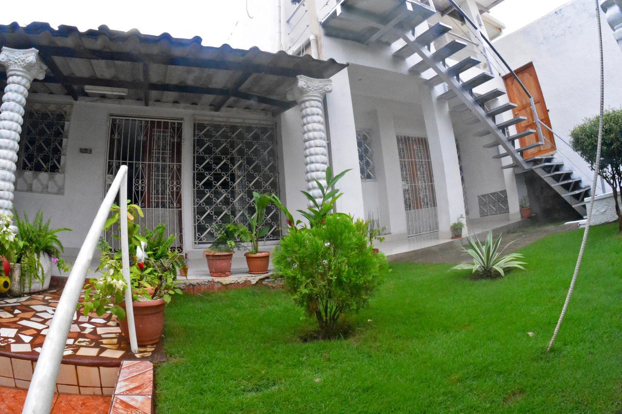 Hotel Santa Martha Managua Esterno foto